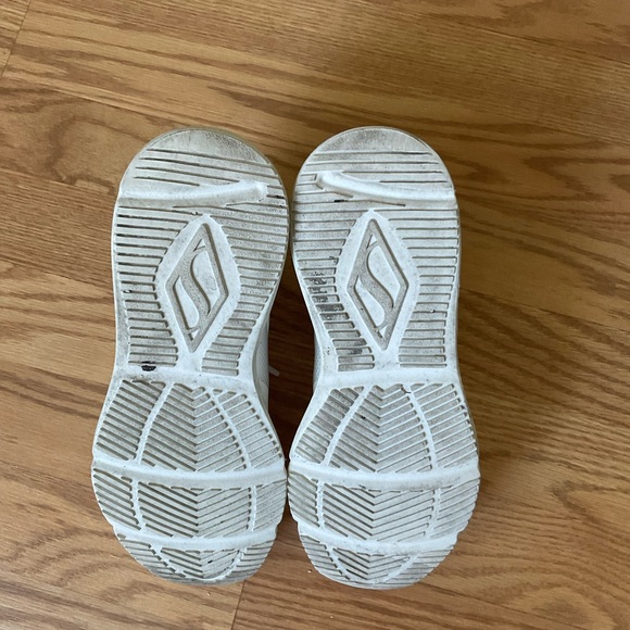 Womens SKECHERS  Tres-Air Uno Revolution Airy, White/Silver Mesh Sneakers Size 8 - Picture 5 of 7